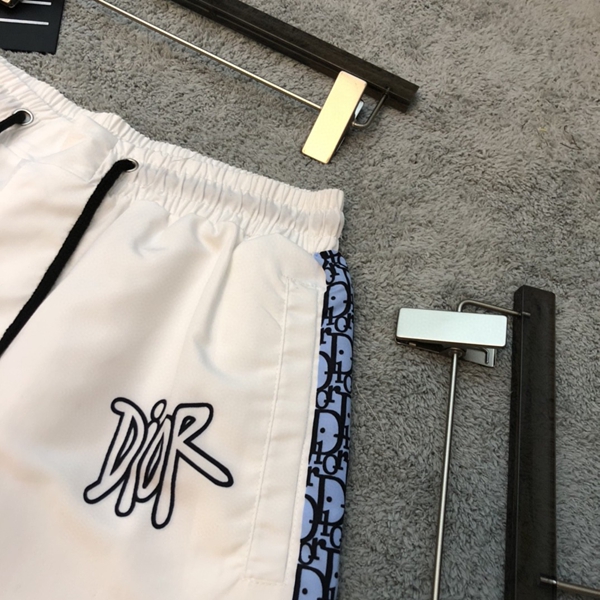 ブランドハーフパンツ側面デザイン